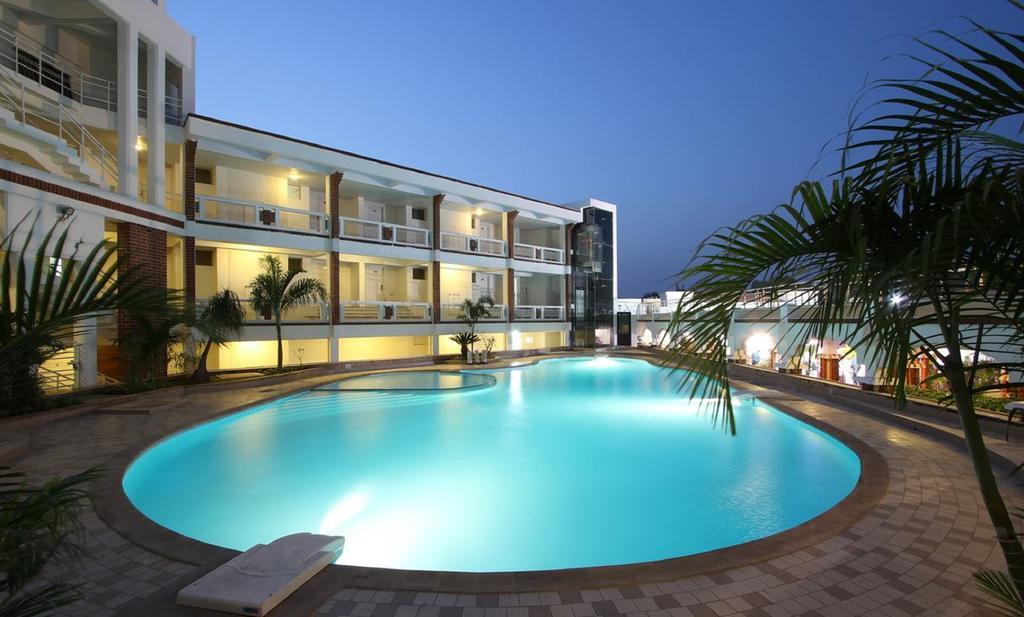 Prakruti Resort Vadodara Eksteriør bilde