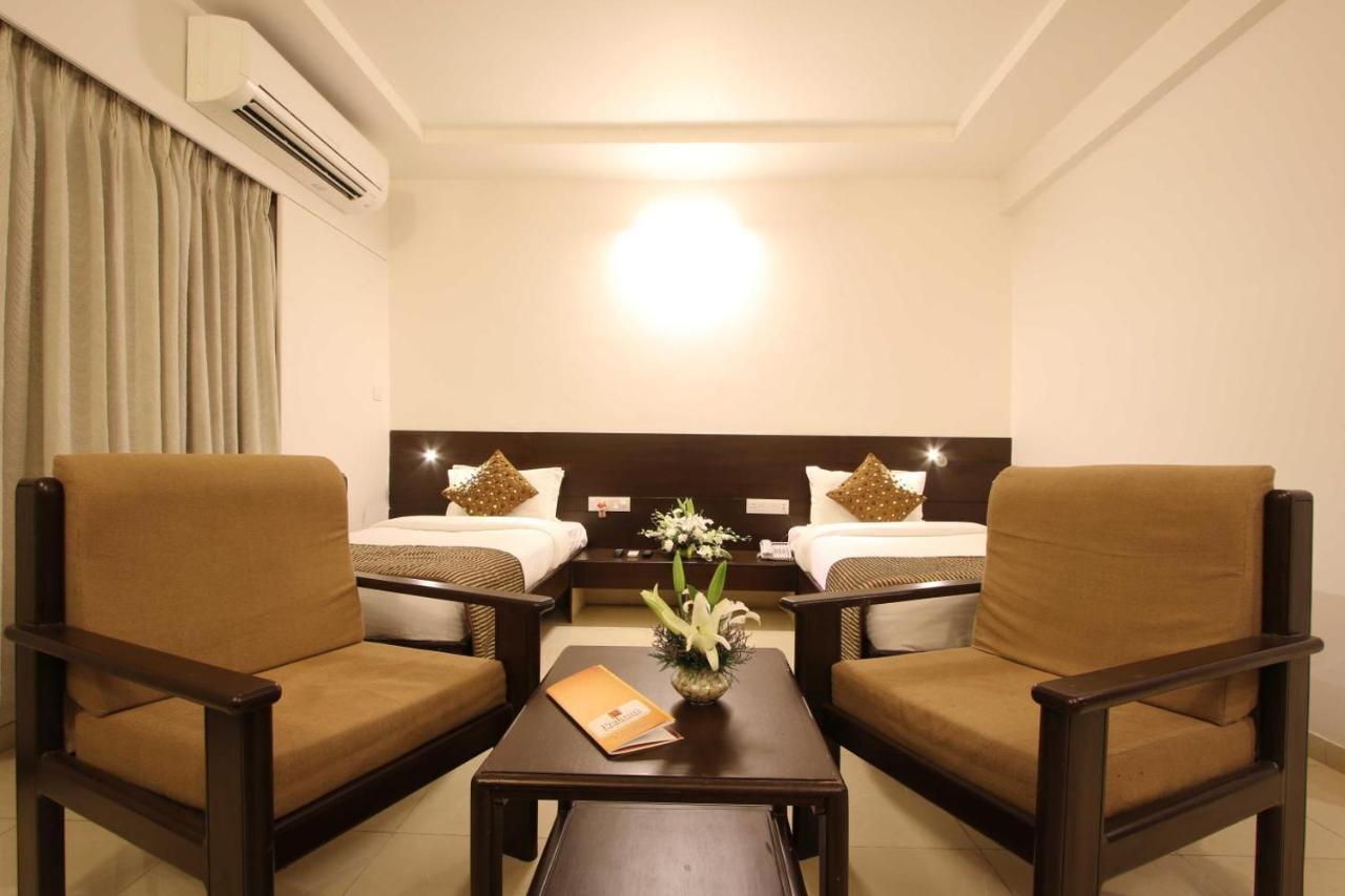 Prakruti Resort Vadodara Eksteriør bilde