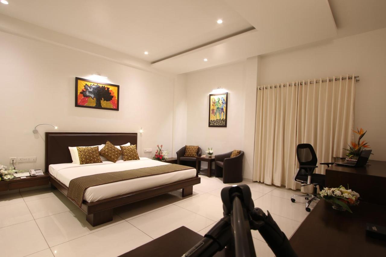 Prakruti Resort Vadodara Eksteriør bilde